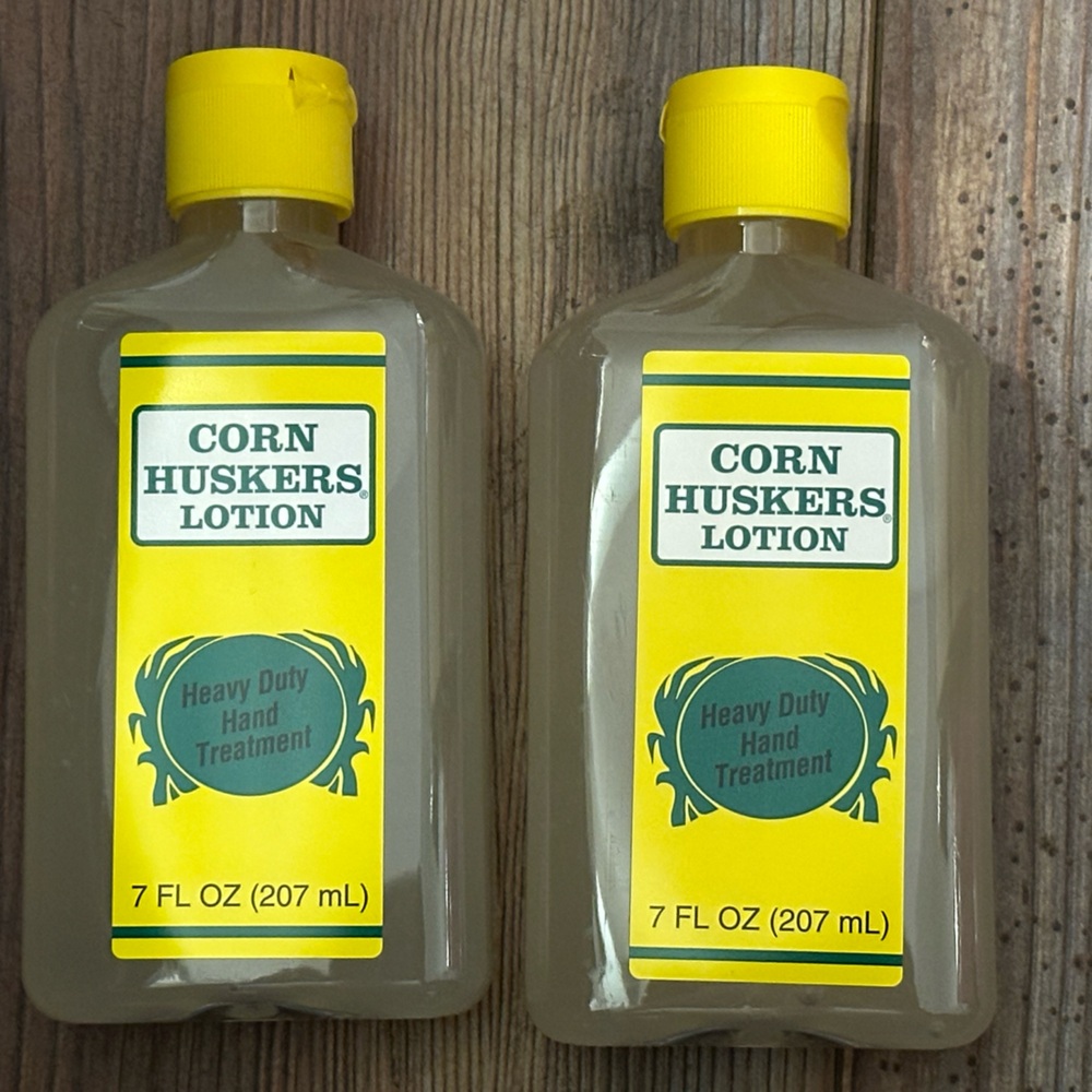 2 bottles Corn Huskers Lotion 7 oz New Unopened